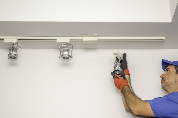 Track Light Bulb Replacement in Clover